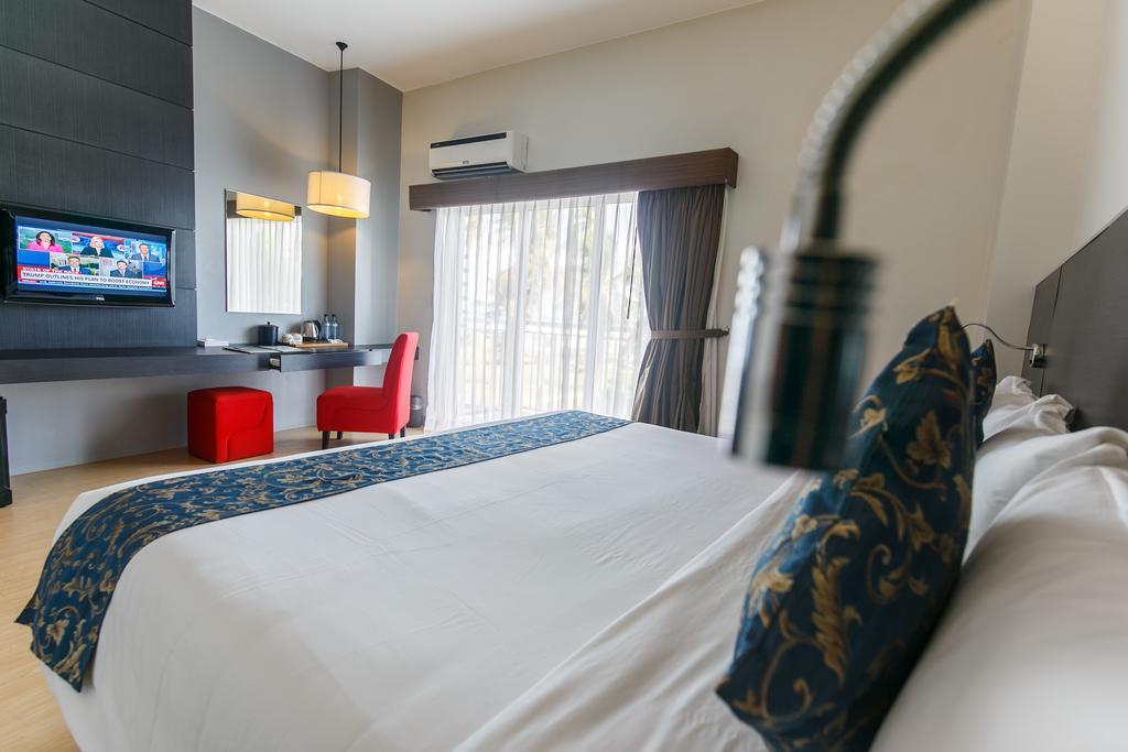 Solea Seaview Resort Lapu-Lapu City Exteriér fotografie
